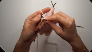 ВАРЕЖКИ С КОСАМИ / ПАЛЕЦ ИНДИЙСКИМ КЛИНОМ / ЗИМНИЕ ВЯЗАНЫЕ СПИЦАМИ из пряжи "пух норки"