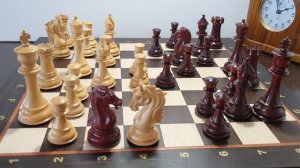 шахматные фигуры производство Индия разные кони в одном наборе