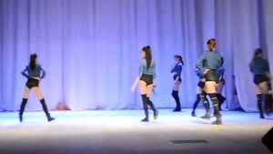 Танец тверк