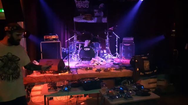 CHIER + AGRESSION SONORE + CORPORAL ABUSE + PINKY + CIRROTHAUMA MURRAYI смотреть онлайн