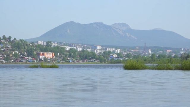 У златоустовского пруда ( 16 мая - 2021 ) смотреть онлайн