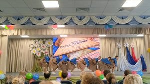 Танцевальный коллектив "Возрождение -Амадеус" -танцевальная композиция "Синий платочек"(21.02.2025)