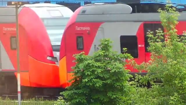 Электропоезда ЭС1-033 + ЭС1-034 "Ласточка" смотреть онлайн