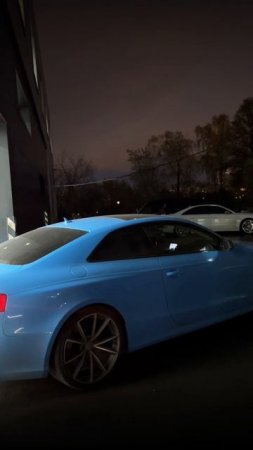 Audi RS5 в красивом голубом цвете🔥