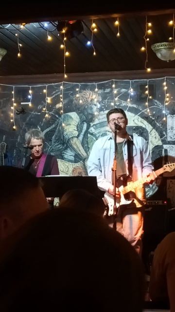 Прекрасный кавер в исполнении музыкантов в клубе Пророк 🌟 Екатеринбург смотреть онлайн