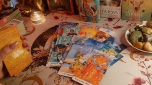 КТО СЛЕДИТ ЧЕРЕЗ РАСКЛАДЫ ТАРО!?