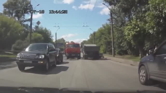 ДОРОГА ОШИБОК НЕ ПРОЩАЕТ смотреть онлайн