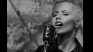 The Cranberries - Zombie / с переводом на русский