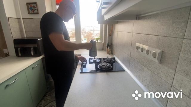 Кофе и гейзерная кофеварка. 02-2025