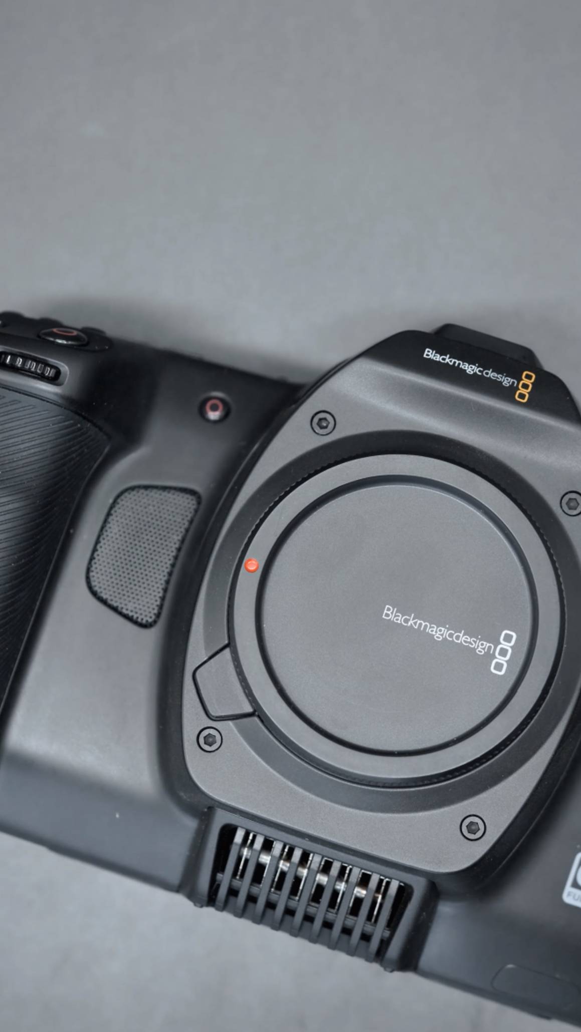 Цифровая кинокамера Blackmagic Cinema Camera 6K