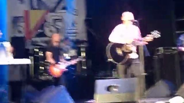 Мандри - "Ой чий то кінь стоїть" (live).AVI смотреть онлайн