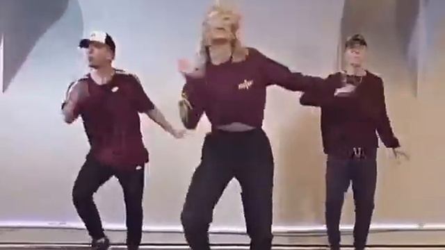 Крутой🔥Энергичный танец🔥Хит🔥