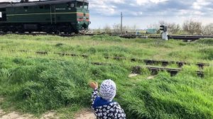 Железная дорога. Train. Видео про поезда
#поезда#train#forkids#детскиевидео#детиипоезда