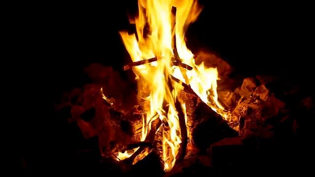 Расслабляющие звуки костра