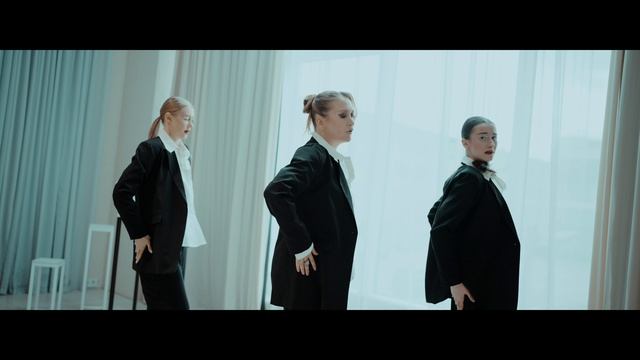 Алина Ларионова - Целуй