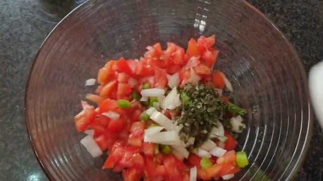 Spicy chunky salsa recipeHow to make salsaSalsaThe best salad for braaiSalsa salad