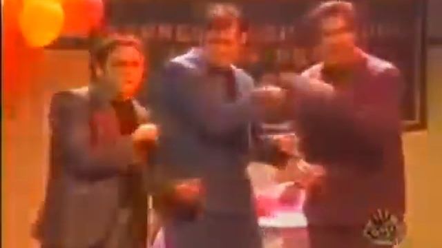 Джим Керри с Друзьями Клип смотреть онлайн