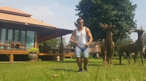 Монатик Кружит Супер клип