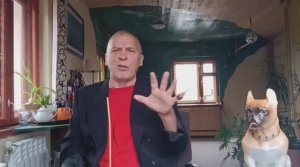 - А-га-а! Стоять субчики!   -  раздался победный голос..  Дух78
