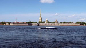 По набережной Невы через Троицкий мост к Петропавловской крепости  Что посмотреть в Питере за 5 дней