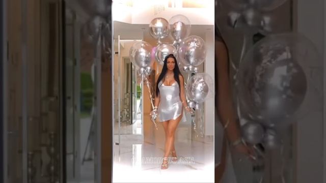 Beauty Nadine Kerastas : Amazing Body Fitness ShowOff