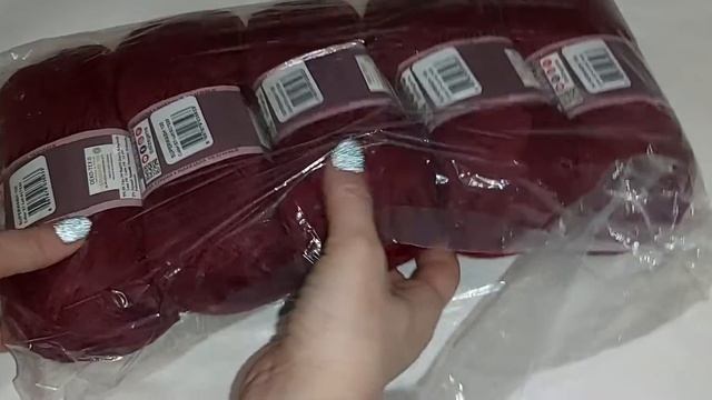 ОНА ВСЯ РАЗНАЯ И ТАКАЯ НУЖНАЯ... смотреть онлайн