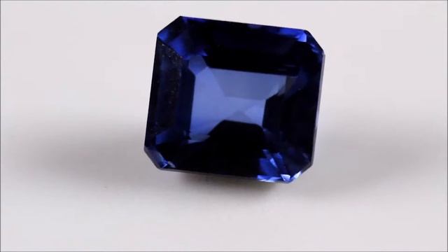 4.42ct Natural Ceylon Blue Sapphire Octagon Cut VVS смотреть онлайн