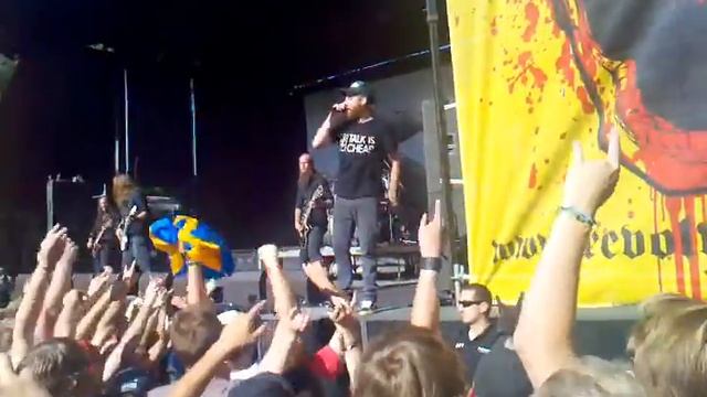 In Flames - A Quiet Place (Live Mayhem Festival 7/17/2011 Denver) смотреть онлайн