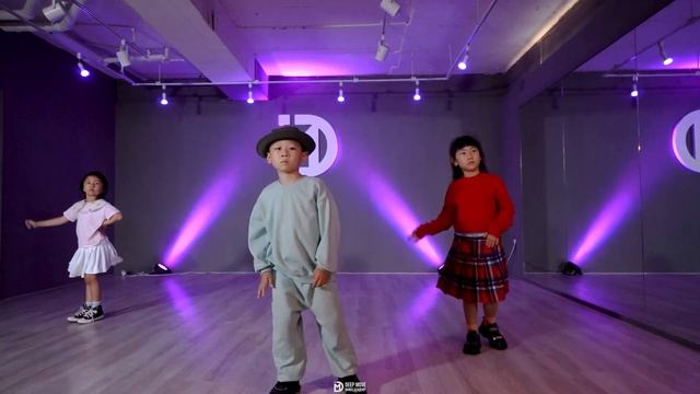 [ 일키즈 ] IVE (아이브) - I AM / SODA CLASS 강서구 키즈댄스반 방송댄스 커버 COVER DANCE 딥무브 댄스학원 смотреть онлайн