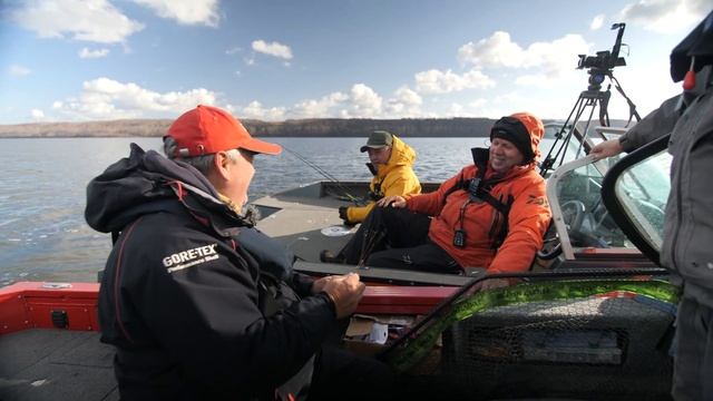 Встреча на реке смотреть онлайн