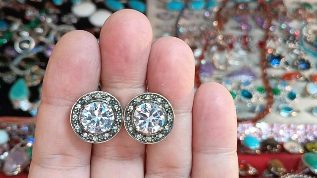 Шикарные серьги. из серебра и посеребрения с камня.