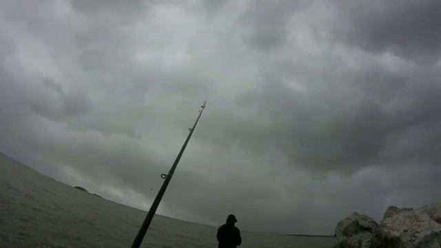 Рыбалка на водохранилище! смотреть онлайн