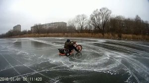 Дрифт трайк зимой.