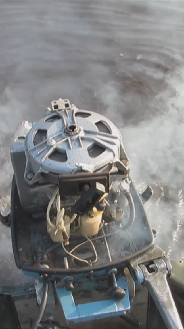 Вихрь 25. Лодочный мотор.#shorts смотреть онлайн