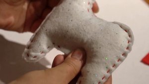 Мастер-класс «Якутская лошадка» по созданию елочной игрушки