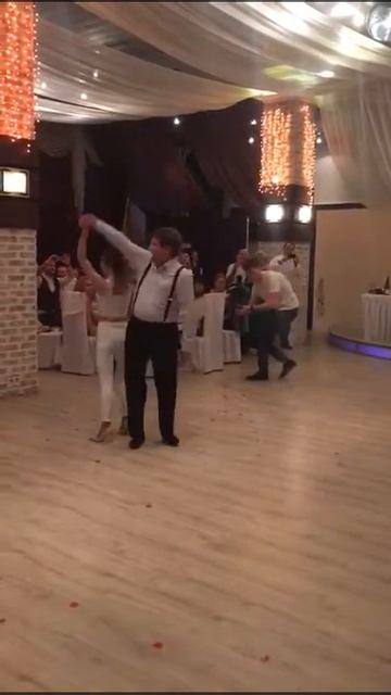 Сальса с папой на свадьбе смотреть онлайн
