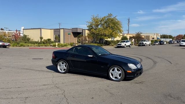 2000 Mercedes-Benz SLK320 for Auction смотреть онлайн