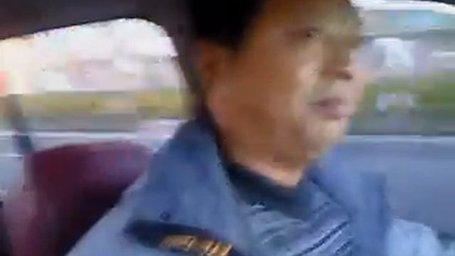 Китаец поет русские песни