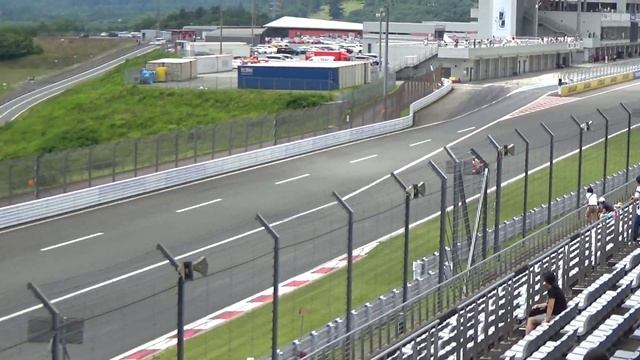 Ferrari F1！V8.V10.V12NAサウンド！2/2 Ferrari Racing Days 2018＠Fuji смотреть онлайн