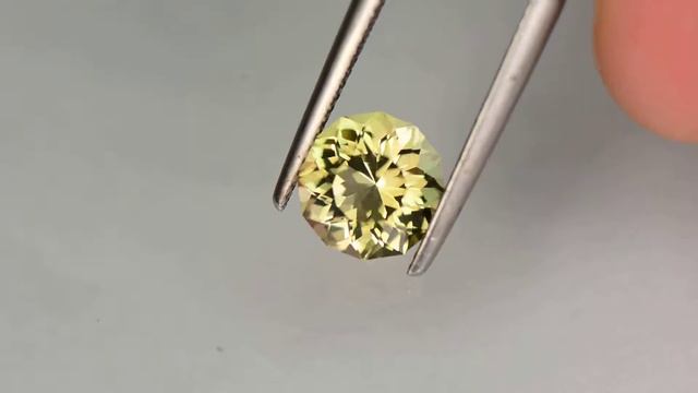 2.76ct yellow Beryl смотреть онлайн