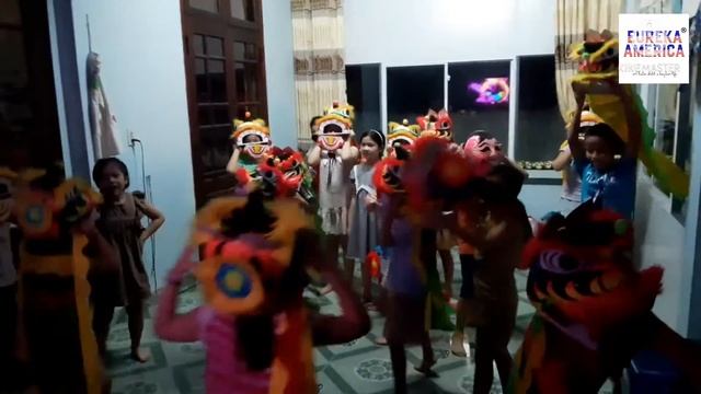 E.A 4 chơi Trung thu смотреть онлайн