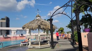 Обзор небесного бассейна отеля Байоки Скай в Бангкоке 🌴 🍕 🍌 🥥 🍍