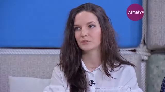 Күліп оян художник, поэт Зитта Султанбаева 23 03 18 смотреть онлайн