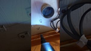 Пристреливаем на потолок распредкоробки от Систэм Электрик.