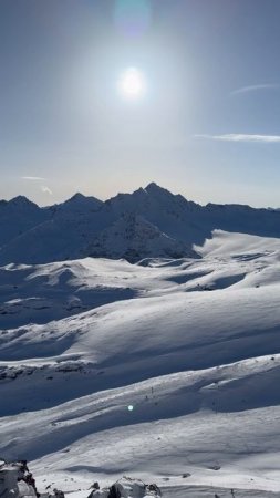 Эльбрус - это нечто невероятное 😱 если вы любите горнолыжку 🏂 то Вы обязаны тут побывать 😎