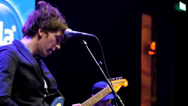 SWEETGODANIMALS - Premonition @ AFAS Live (New Order Aftershow) смотреть онлайн