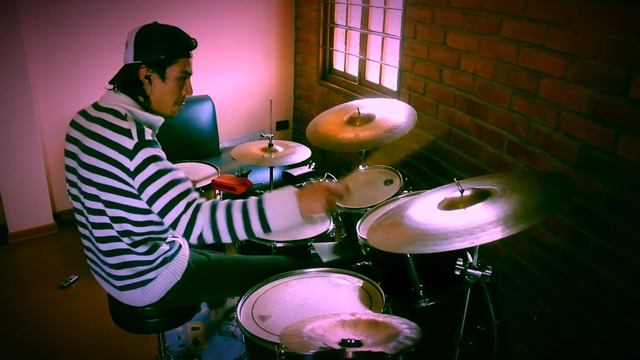 Danny Millan - SOLO, CLAVES de PIE смотреть онлайн