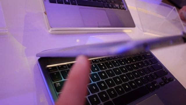 Samsung Series 5 500T im Hands On смотреть онлайн