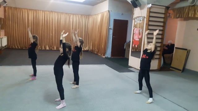 У кого самый красивый мостик смотреть онлайн