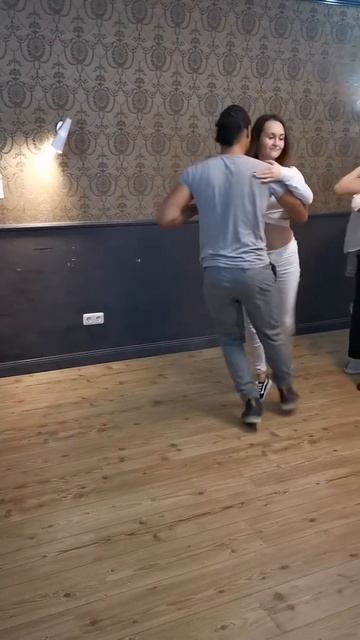 Urban Kiz Dance Mira Gray & Shawn Jerome Mc Cray - Short 15 смотреть онлайн